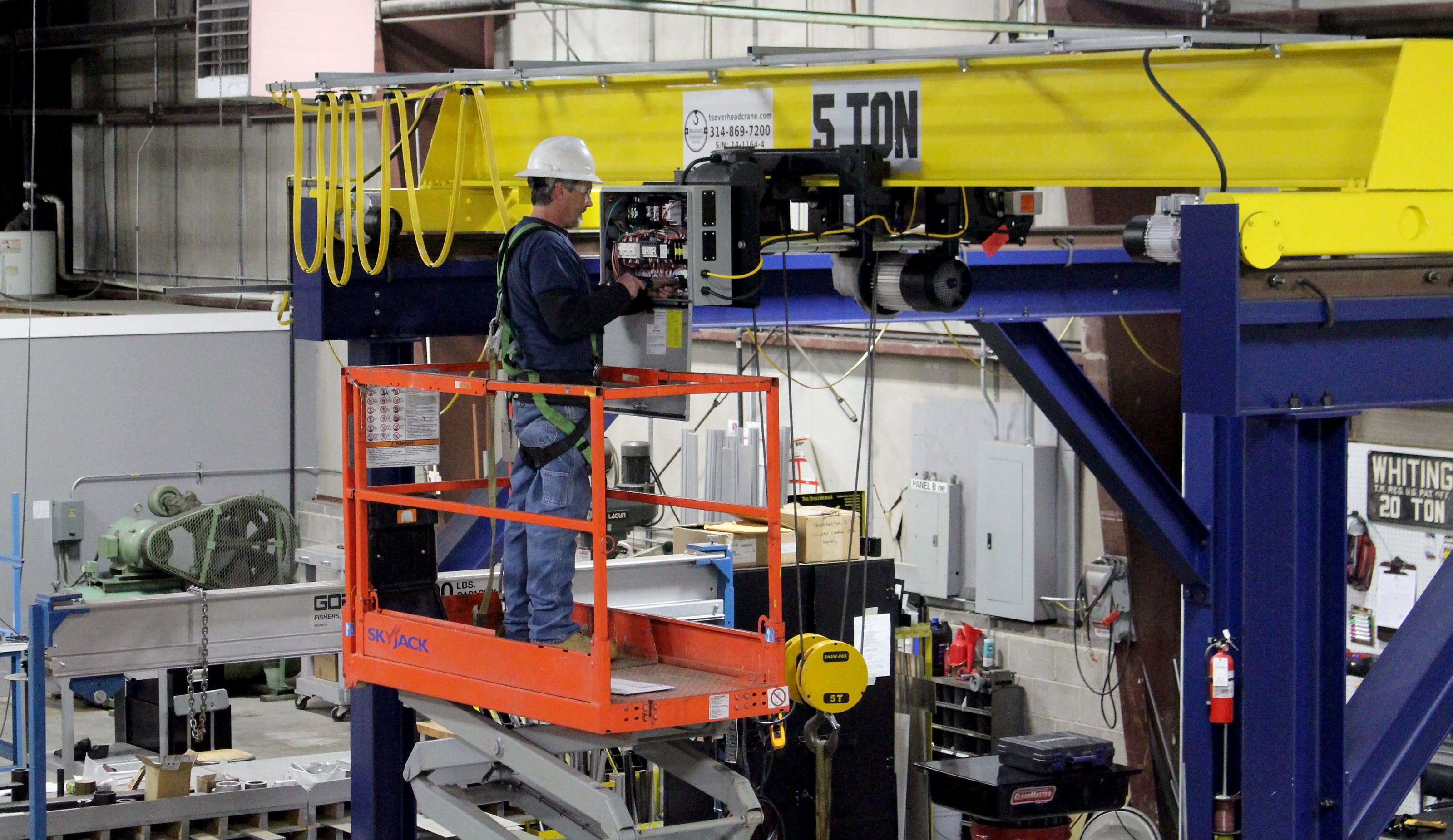 معرفی جامع برندهای معتبر جرثقیل‌سازی دنیا و خدمات تخصصی برق صنعت صالحی در استان خوزستان