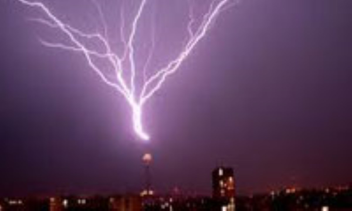 سیستم حفاظت در برابر صاعقه (صاعقه‌گیر)